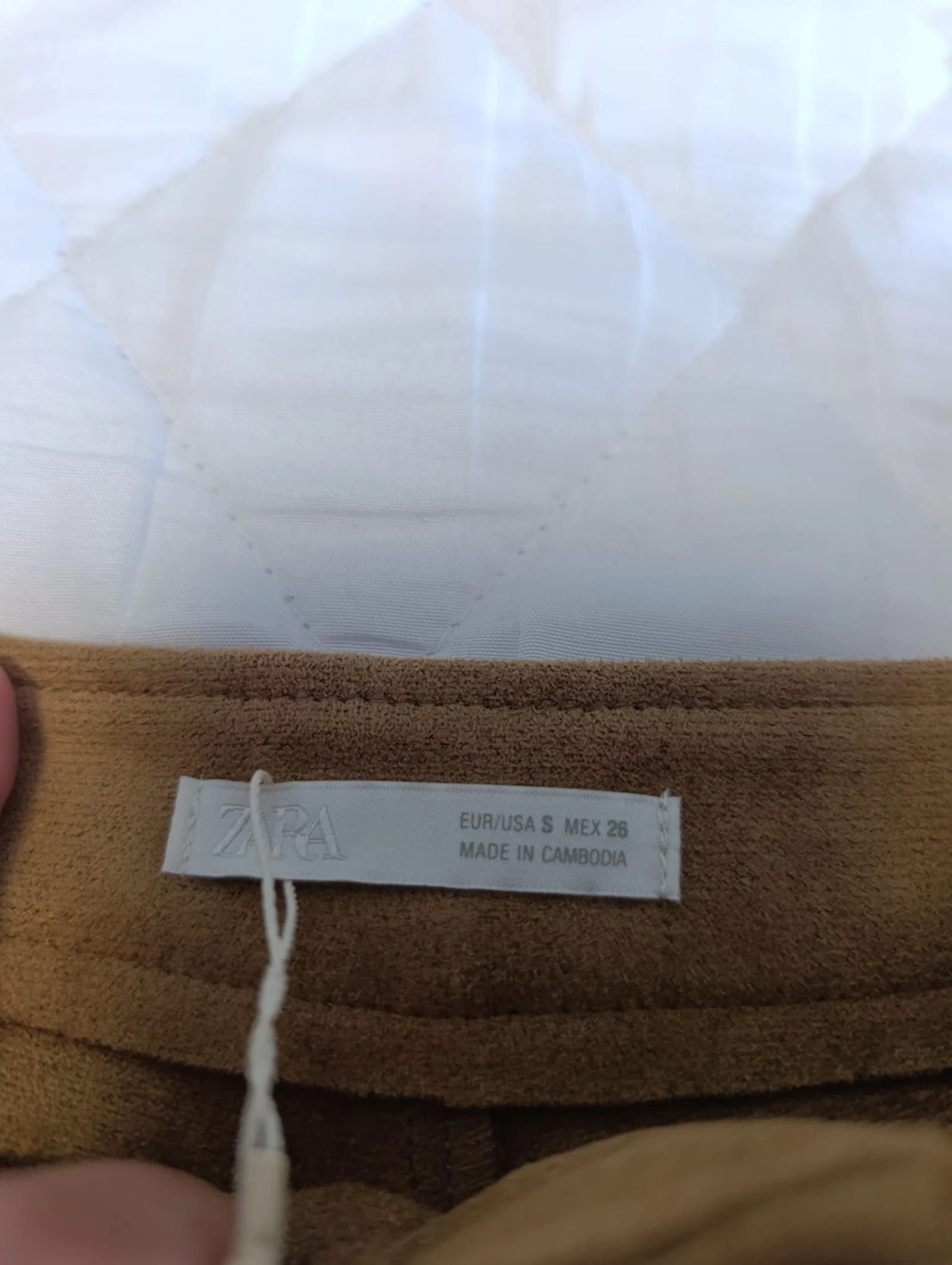 Bermudas largas Zara efeito couro tamanho P – photo 3